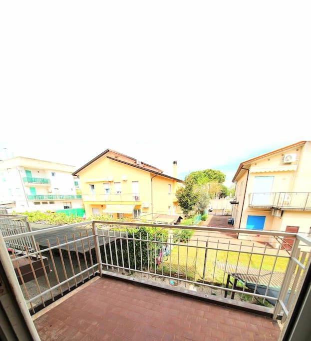 Appartamento Rosso - Over The Rainbow - -check In And Check Out On Saturday